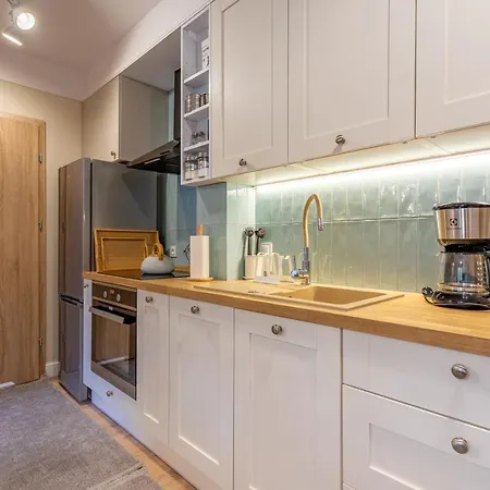 Pod Reglami 12 Invest * Szklarska Poreba